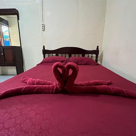 El Homestay Bunaken Zewnętrze zdjęcie