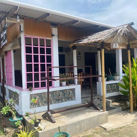 El Homestay Bunaken Zewnętrze zdjęcie