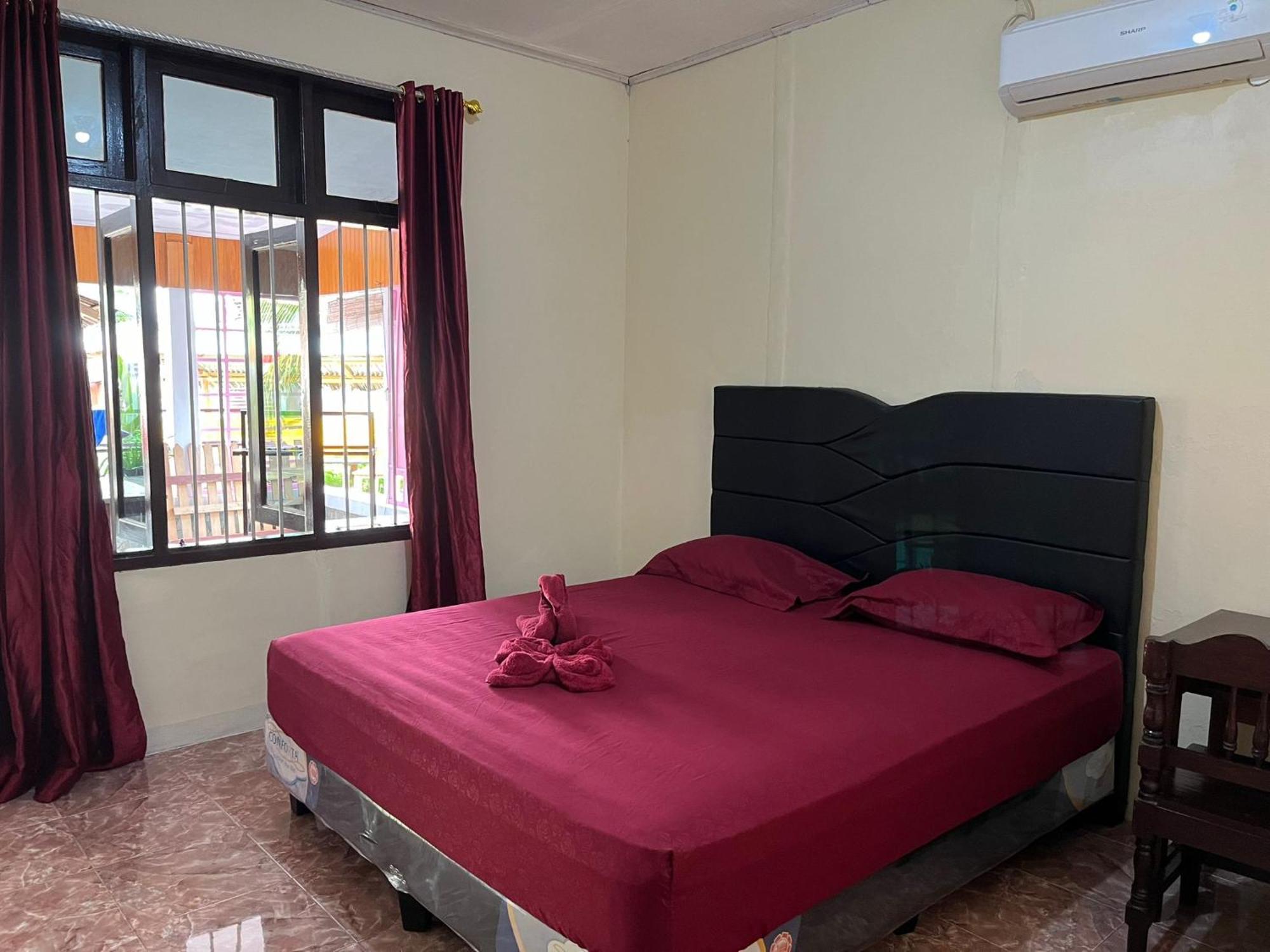 El Homestay Bunaken Zewnętrze zdjęcie